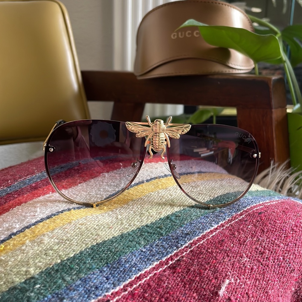 Gucci 14k gold plated bee sunglasses